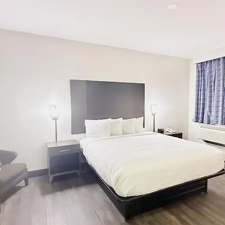 Baymont Inn & Suites Tallahassee