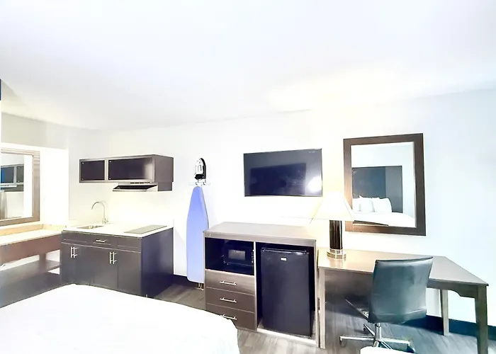 Baymont By Wyndham Hotel 3*
