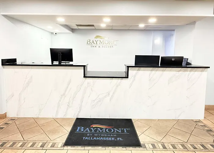 Hotel Baymont By Wyndham