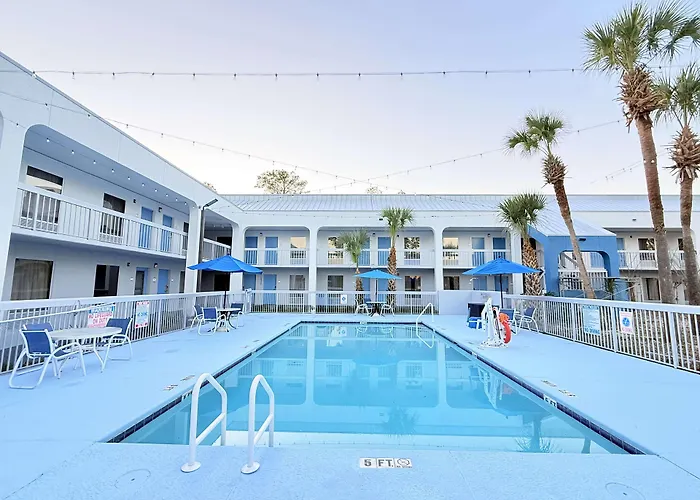 Baymont By Wyndham Hotel