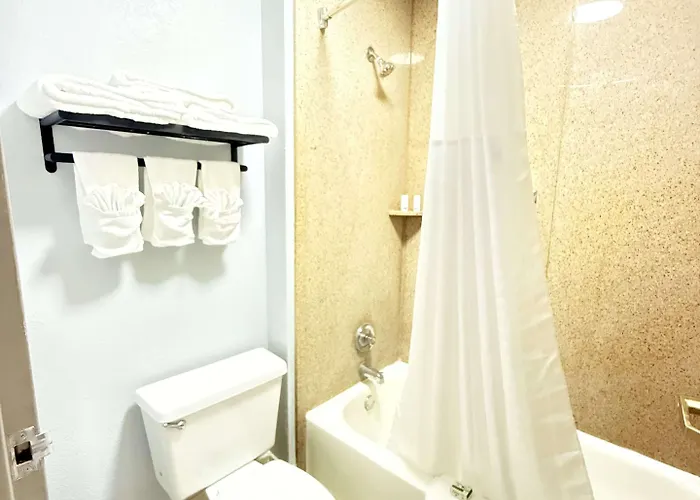 Hotel Baymont By Wyndham 3*