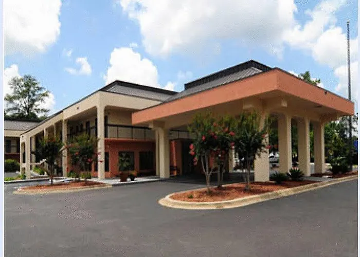 Baymont By Wyndham Tallahassee