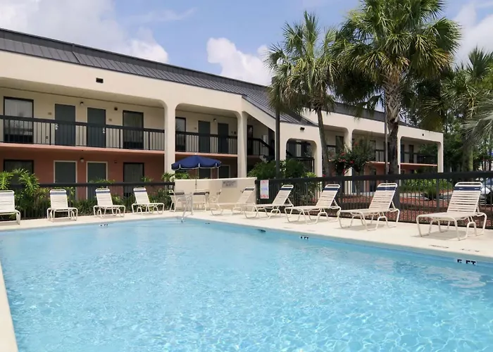 Hotel Baymont By Wyndham 3*